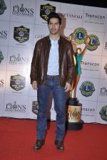 Varun Dhawan at Lions Gold Awards in Mumbai on 16th Jan 2013 (37).JPG